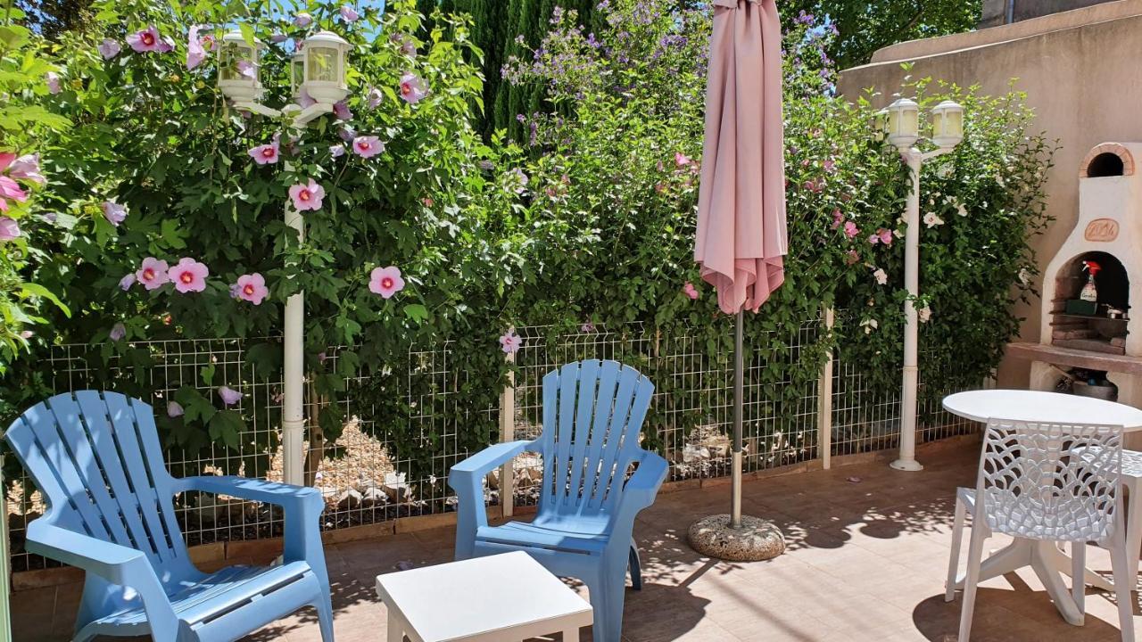 Gites "Tout Au Sud De La France" Pomerols Exterior photo